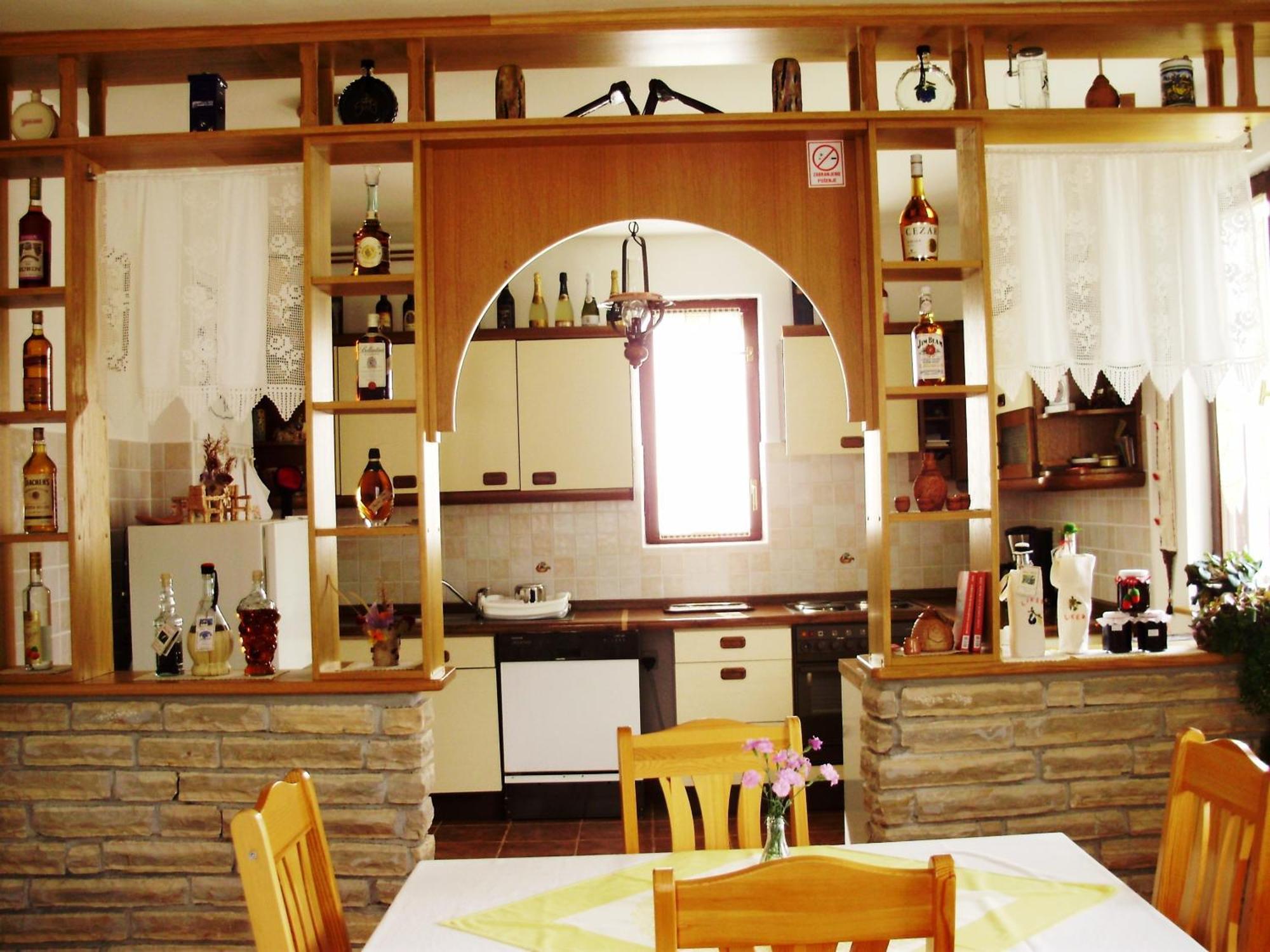 Pansion Izvor Ξενοδοχείο Korenica Εξωτερικό φωτογραφία
