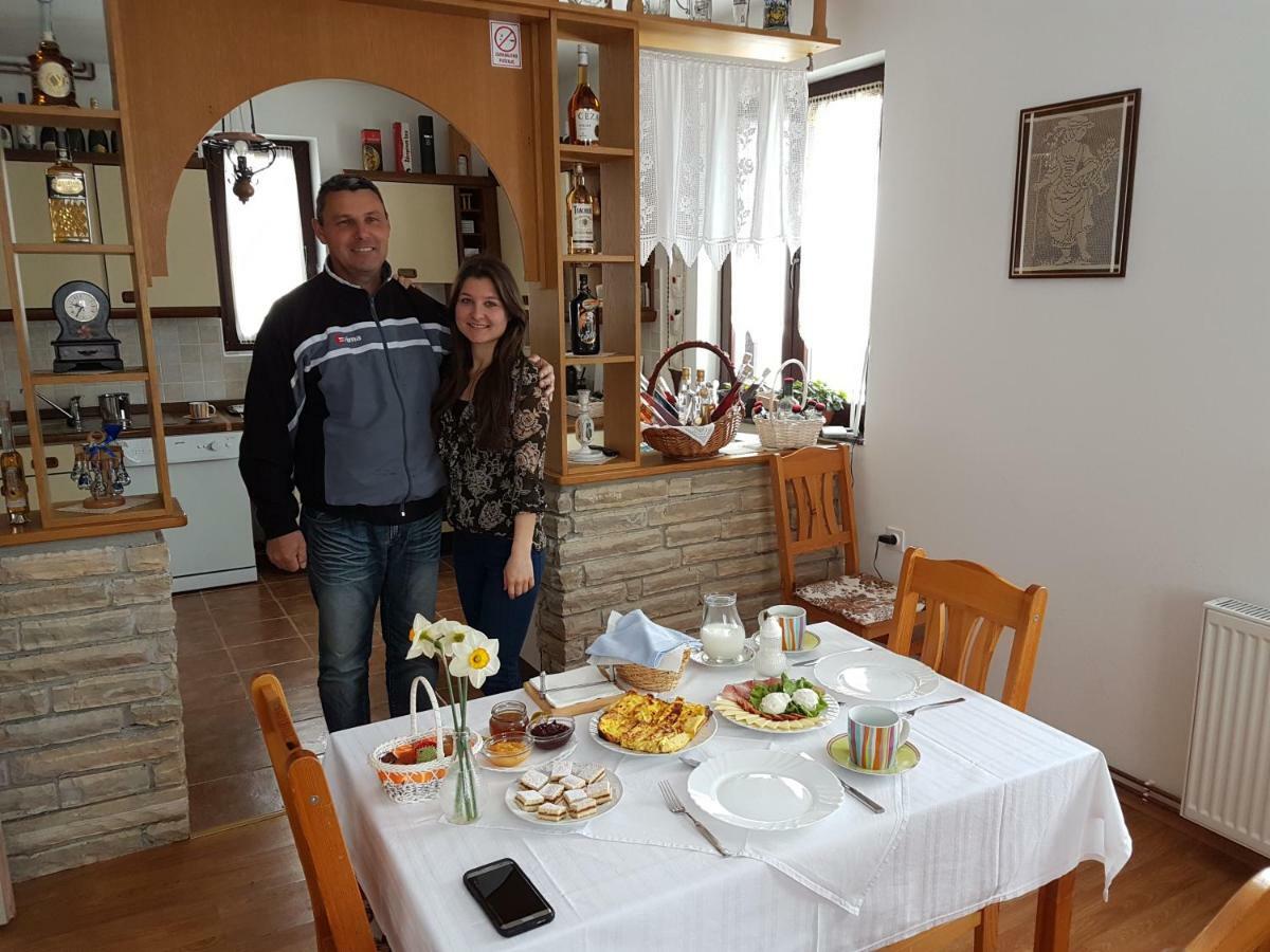 Pansion Izvor Ξενοδοχείο Korenica Εξωτερικό φωτογραφία